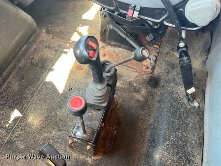 image for item EK8597 2006 International  7400 dump truck