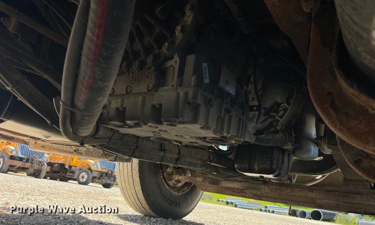 image for item EK8597 2006 International  7400 dump truck