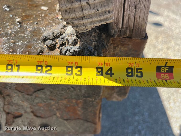 image for item EK8598 2005 International  7400 dump flatbed truck