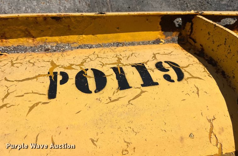 image for item EK8598 2005 International  7400 dump flatbed truck