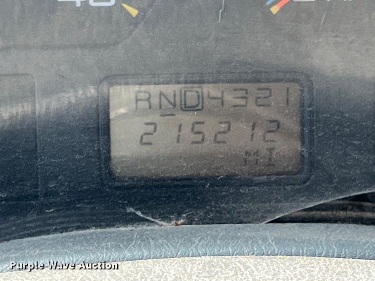 image for item EK8598 2005 International  7400 dump flatbed truck