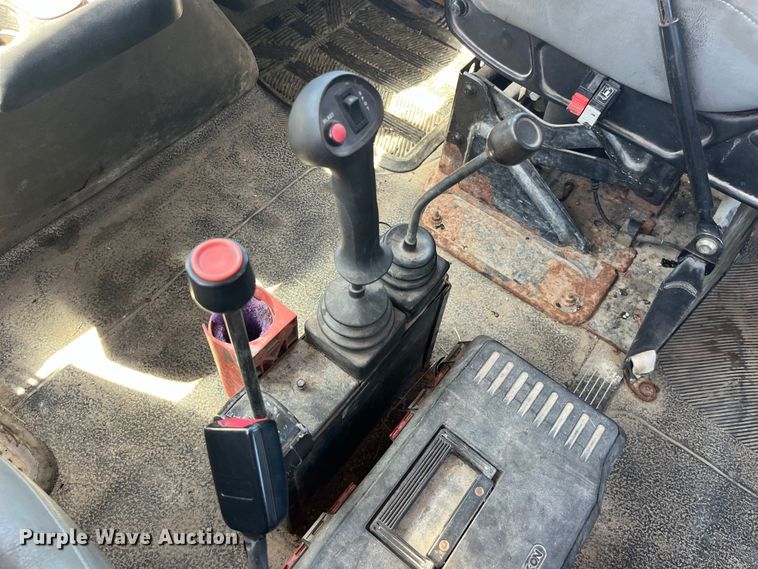 image for item EK8598 2005 International  7400 dump flatbed truck