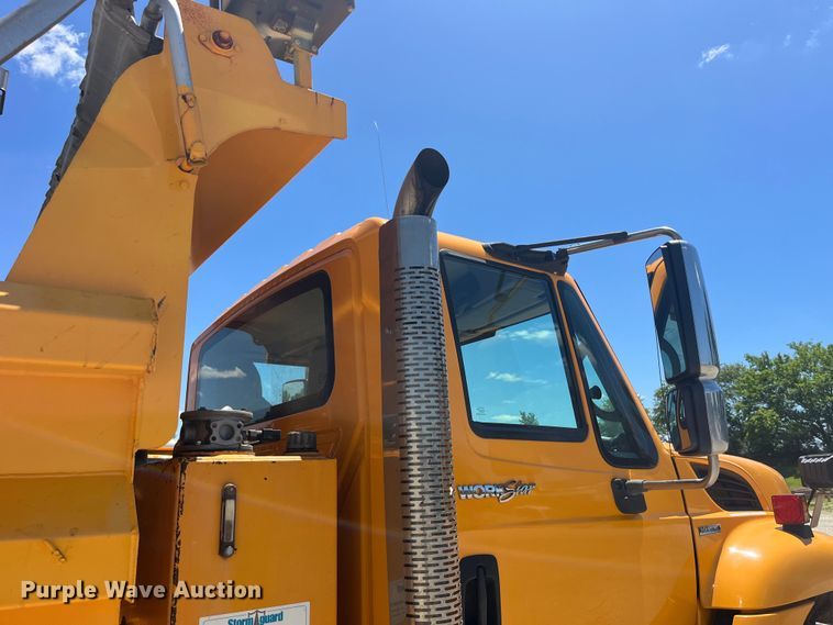 image for item EK8599 2011 International  7500 dump truck