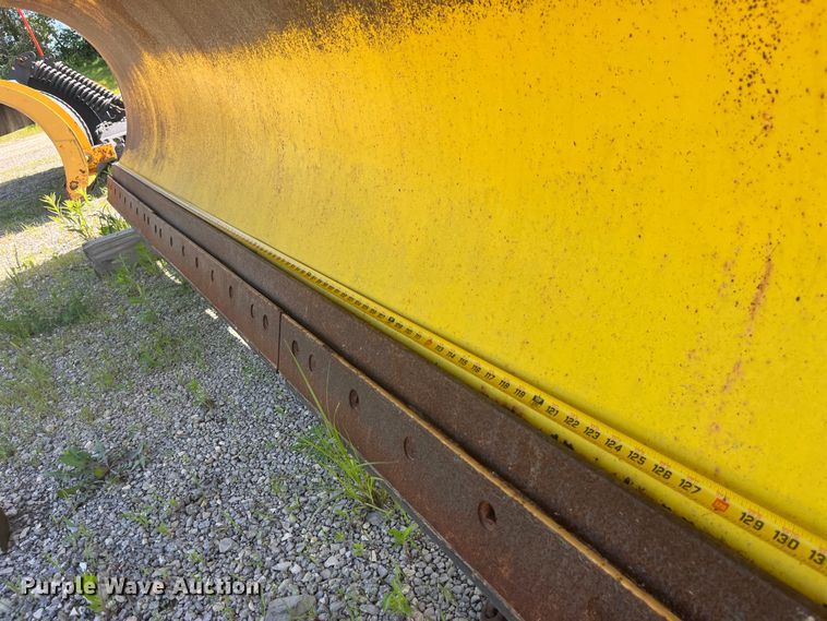 image for item EK8599 2011 International  7500 dump truck