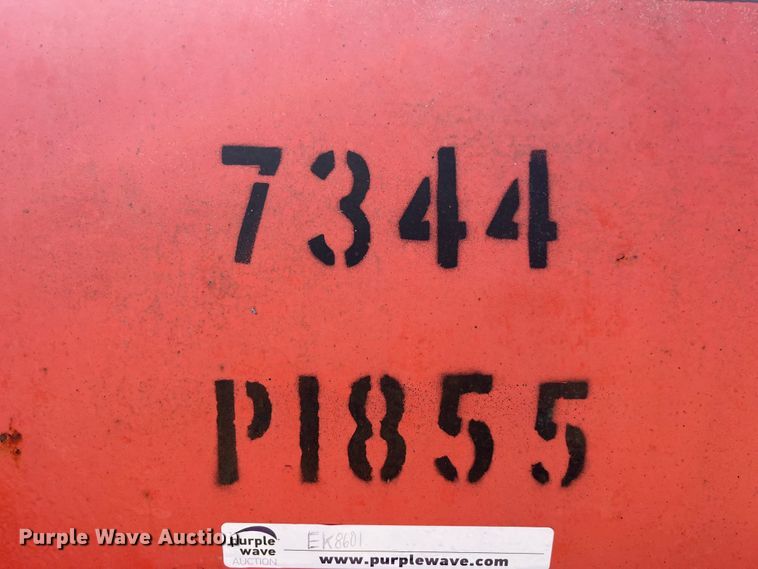 image for item EK8599 2011 International  7500 dump truck