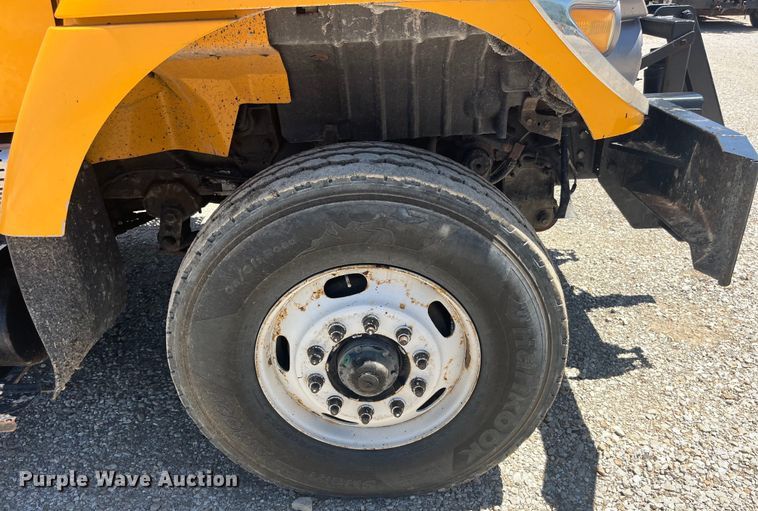 image for item EK8599 2011 International  7500 dump truck