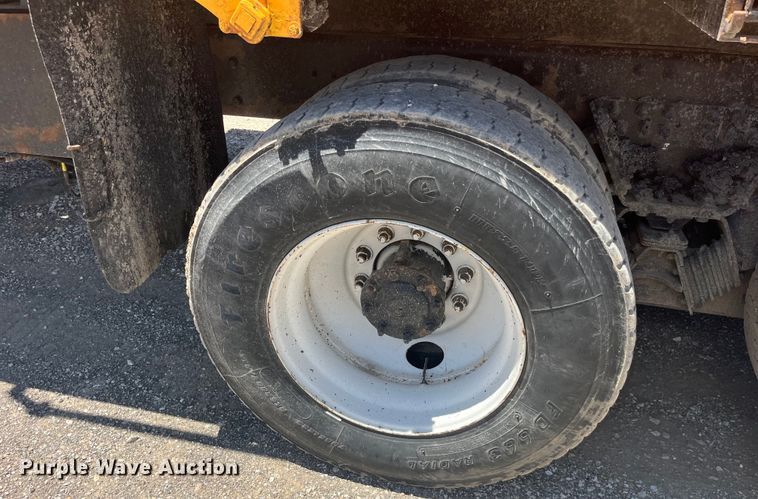 image for item EK8599 2011 International  7500 dump truck