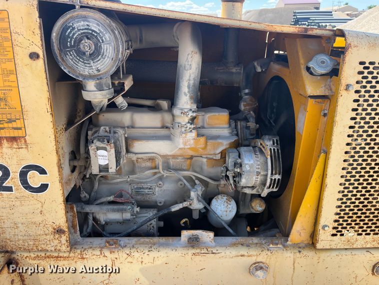 image for item EK8604 1987 John Deere 482C forklift