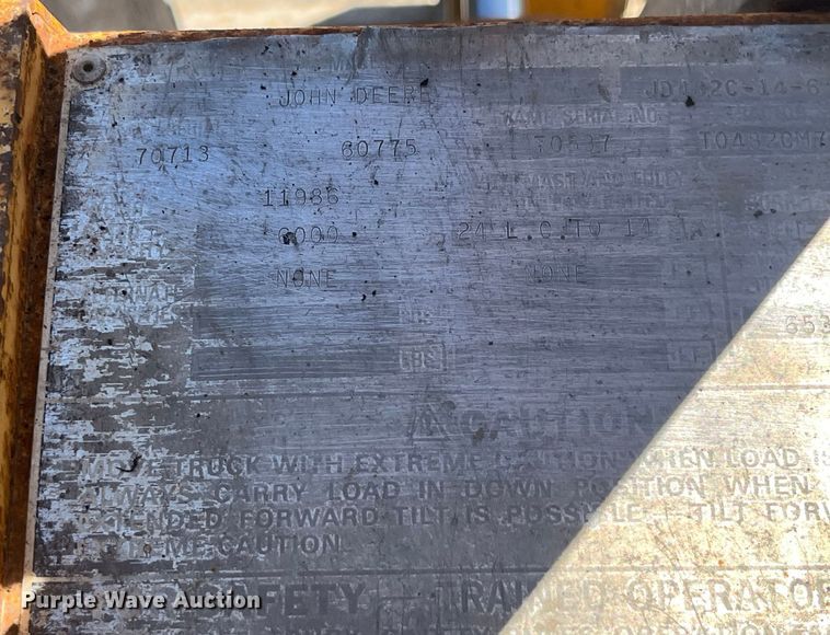 image for item EK8604 1987 John Deere 482C forklift