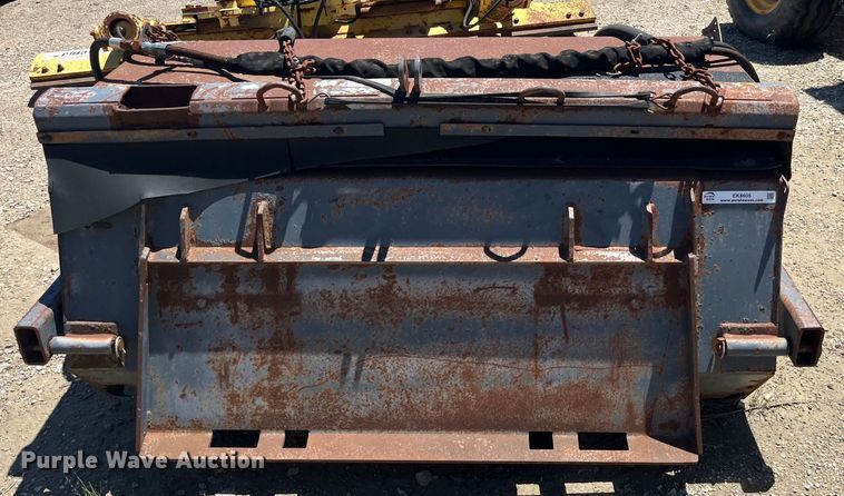 image for item EK8605 Skid steer sweeper