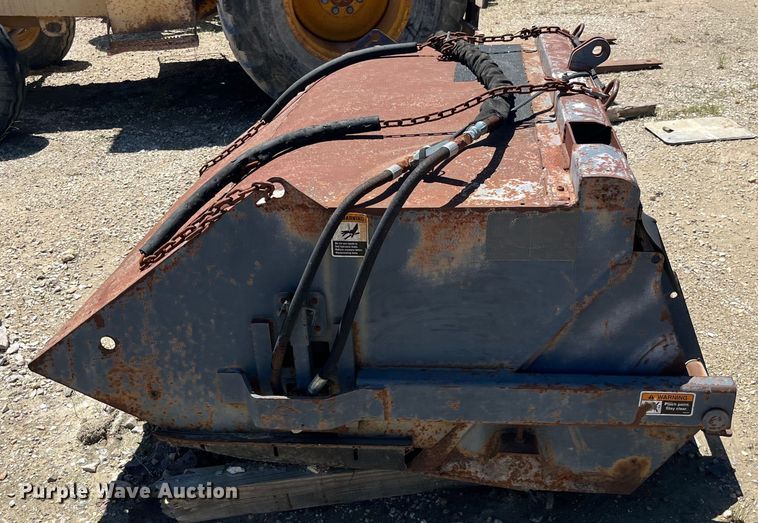 image for item EK8605 Skid steer sweeper