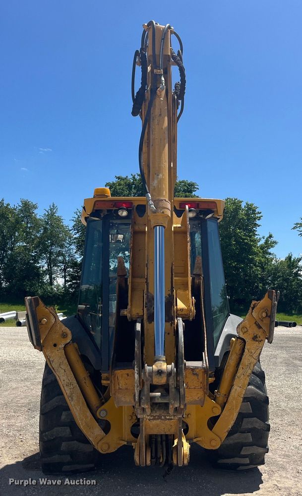 image for item EK8608 2003 John Deere 410G backhoe