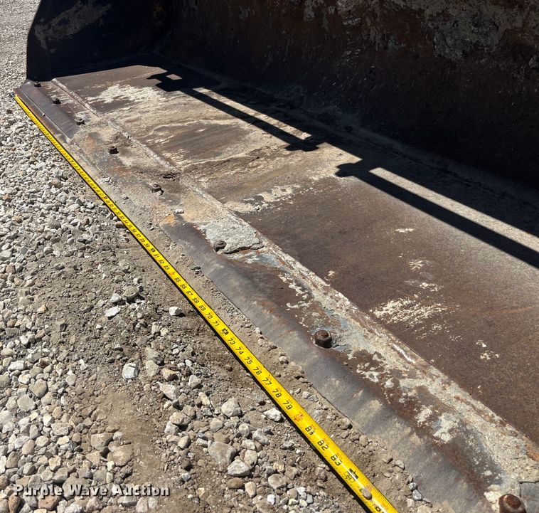 image for item EK8608 2003 John Deere 410G backhoe