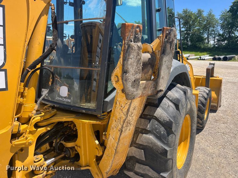 image for item EK8608 2003 John Deere 410G backhoe