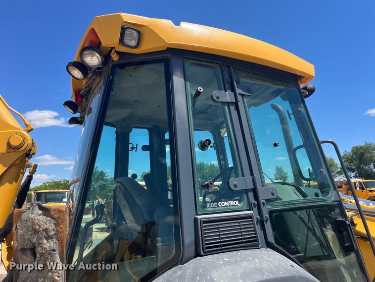 image for item EK8608 2003 John Deere 410G backhoe