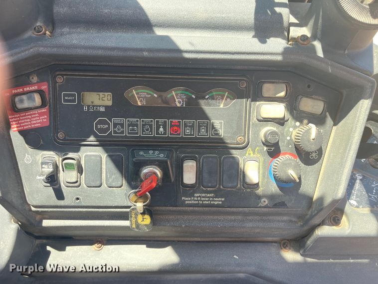 image for item EK8608 2003 John Deere 410G backhoe