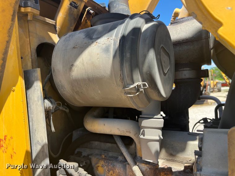 image for item EK8608 2003 John Deere 410G backhoe