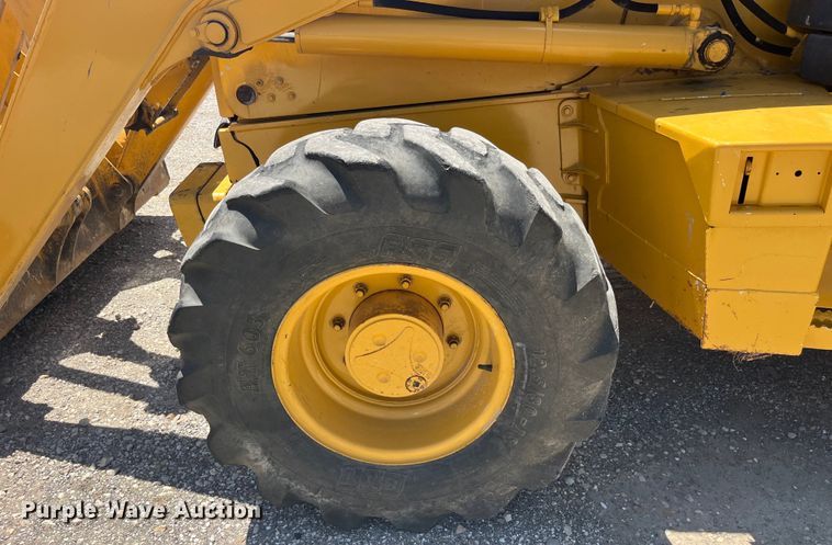 image for item EK8608 2003 John Deere 410G backhoe