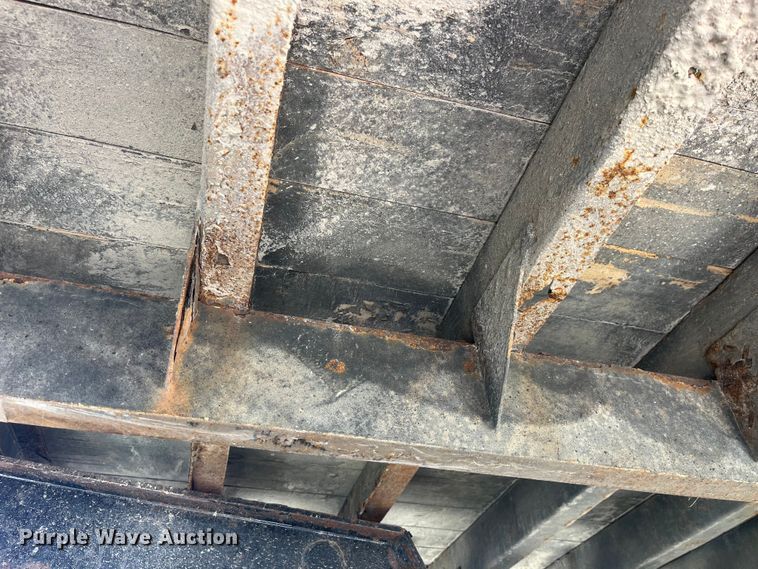 image for item EK8609 2011 Dodge Ram 5500HD dump flatbed truck