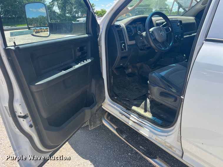 image for item EK8609 2011 Dodge Ram 5500HD dump flatbed truck