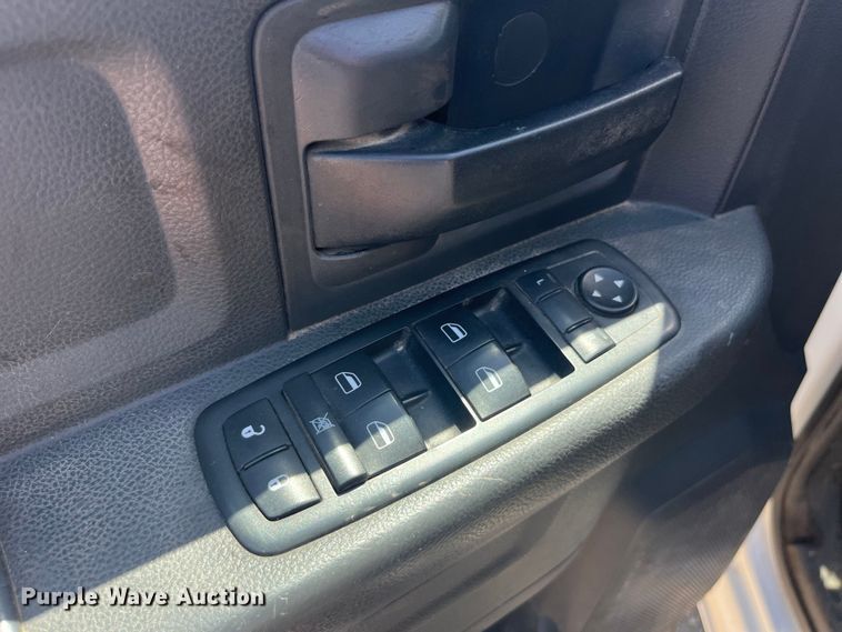 image for item EK8609 2011 Dodge Ram 5500HD dump flatbed truck