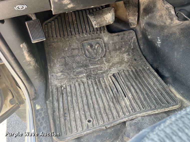 image for item EK8609 2011 Dodge Ram 5500HD dump flatbed truck