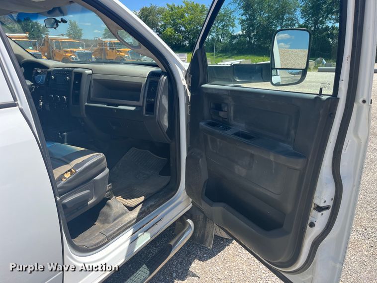 image for item EK8609 2011 Dodge Ram 5500HD dump flatbed truck