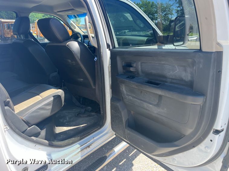 image for item EK8609 2011 Dodge Ram 5500HD dump flatbed truck