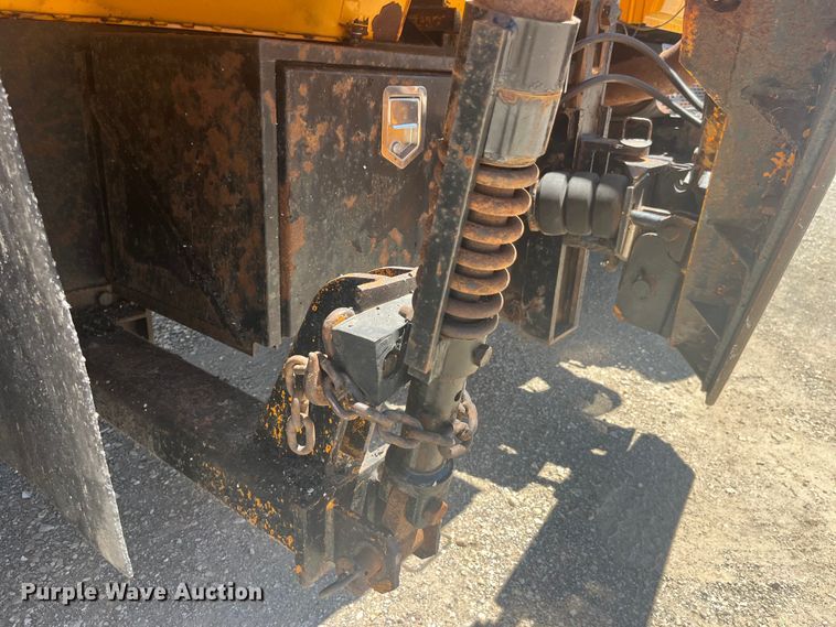 image for item EK8611 2006 International  7400 dump truck