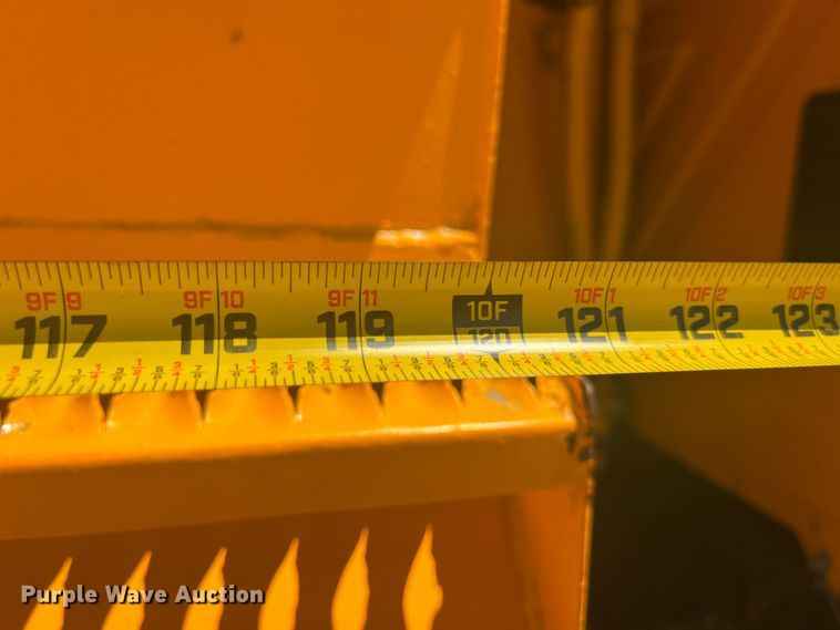 image for item EK8611 2006 International  7400 dump truck