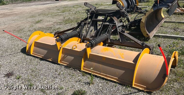 image for item EK8611 2006 International  7400 dump truck