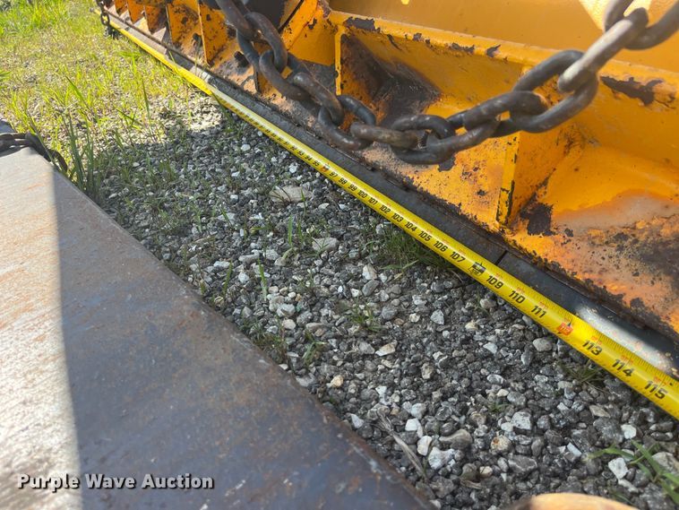 image for item EK8611 2006 International  7400 dump truck