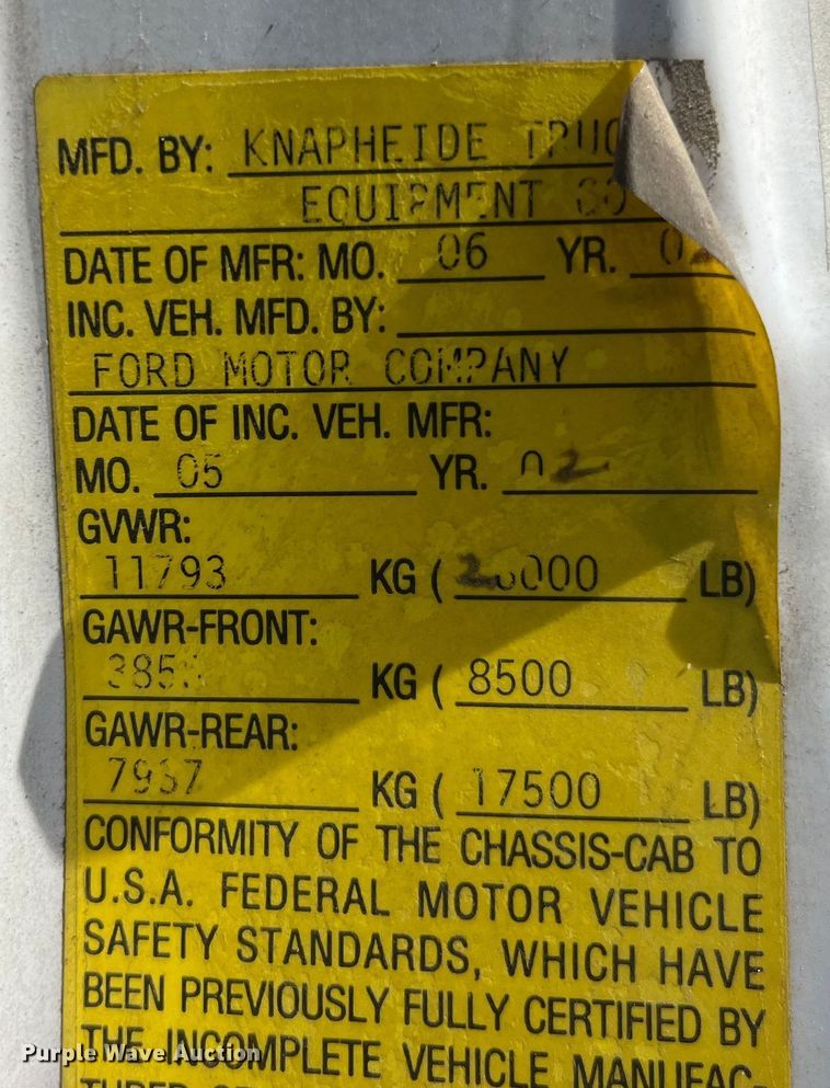 image for item EK8613 2003 Ford F650 Super Duty XL flatbed truck