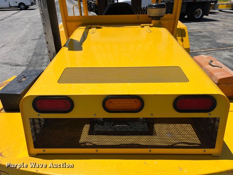 image for item EK8616 Sellick S60 forklift