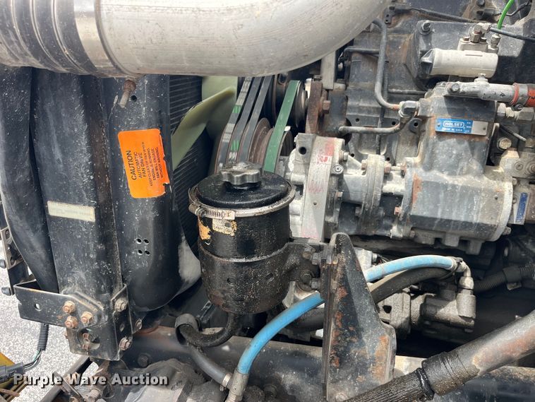 image for item EK8619 1995 Ford L9000 semi truck