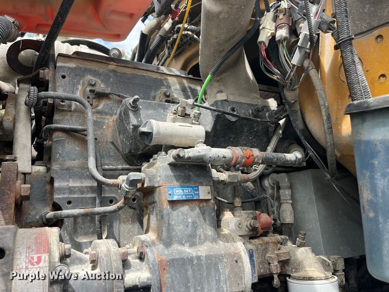 image for item EK8619 1995 Ford L9000 semi truck