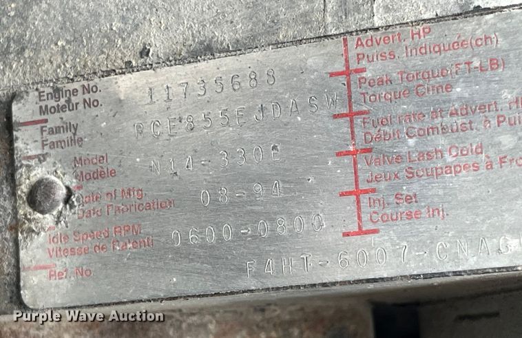 image for item EK8619 1995 Ford L9000 semi truck