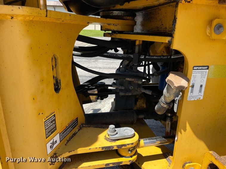 image for item EK8622 2009 John Deere  524K High Lift high lift wheel loader