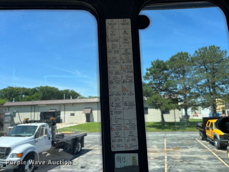 image for item EK8622 2009 John Deere  524K High Lift high lift wheel loader