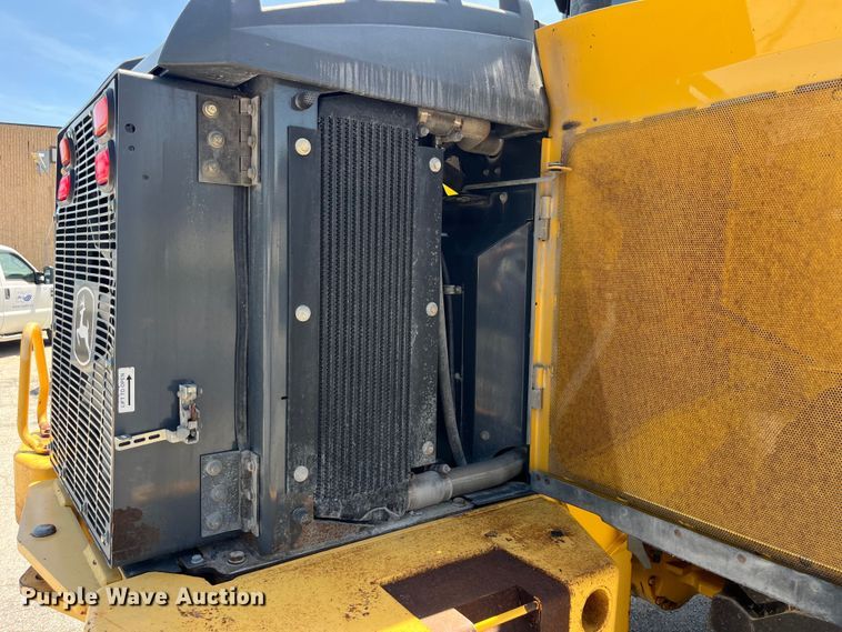 image for item EK8622 2009 John Deere  524K High Lift high lift wheel loader