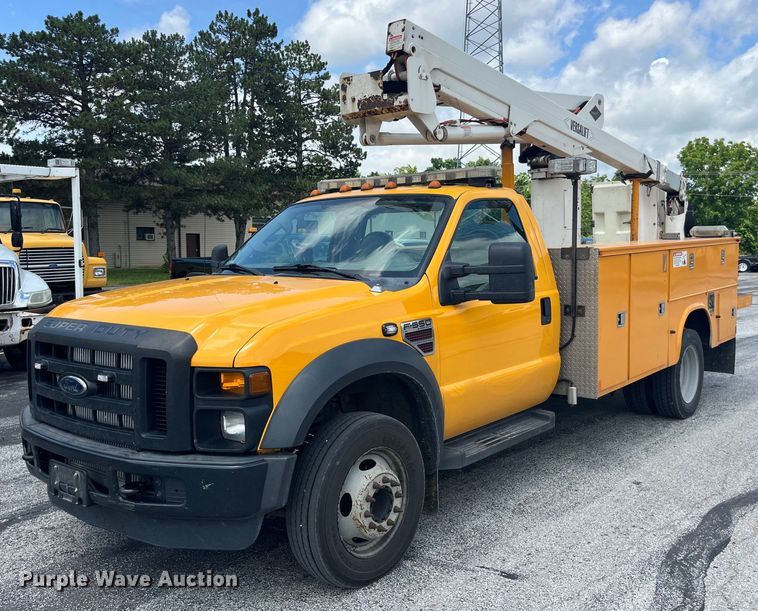 image for item EK8623 2008 Ford F550 Super Duty XL bucket truck