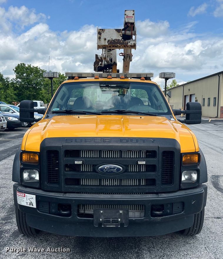 image for item EK8623 2008 Ford F550 Super Duty XL bucket truck