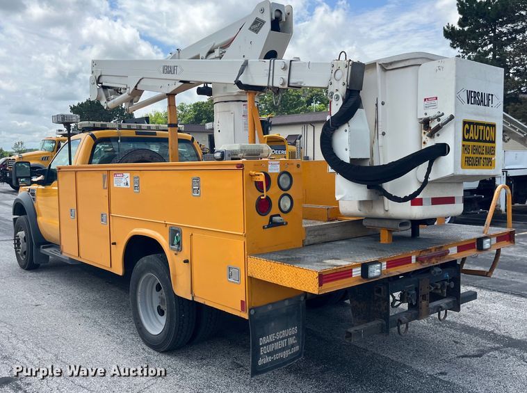 image for item EK8623 2008 Ford F550 Super Duty XL bucket truck