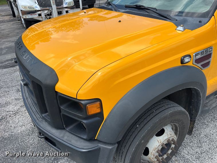 image for item EK8623 2008 Ford F550 Super Duty XL bucket truck