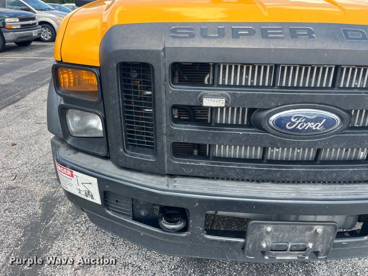 image for item EK8623 2008 Ford F550 Super Duty XL bucket truck