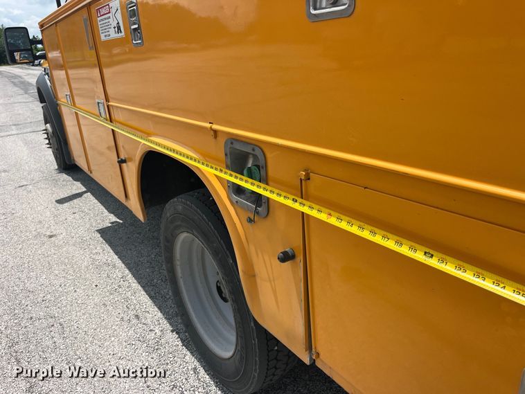 image for item EK8623 2008 Ford F550 Super Duty XL bucket truck