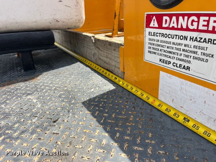 image for item EK8623 2008 Ford F550 Super Duty XL bucket truck