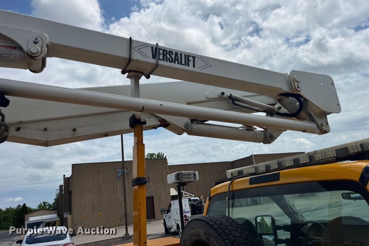 image for item EK8623 2008 Ford F550 Super Duty XL bucket truck