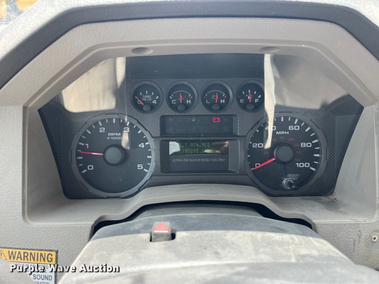 image for item EK8623 2008 Ford F550 Super Duty XL bucket truck