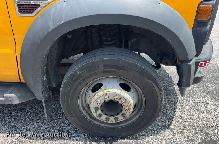 image for item EK8623 2008 Ford F550 Super Duty XL bucket truck
